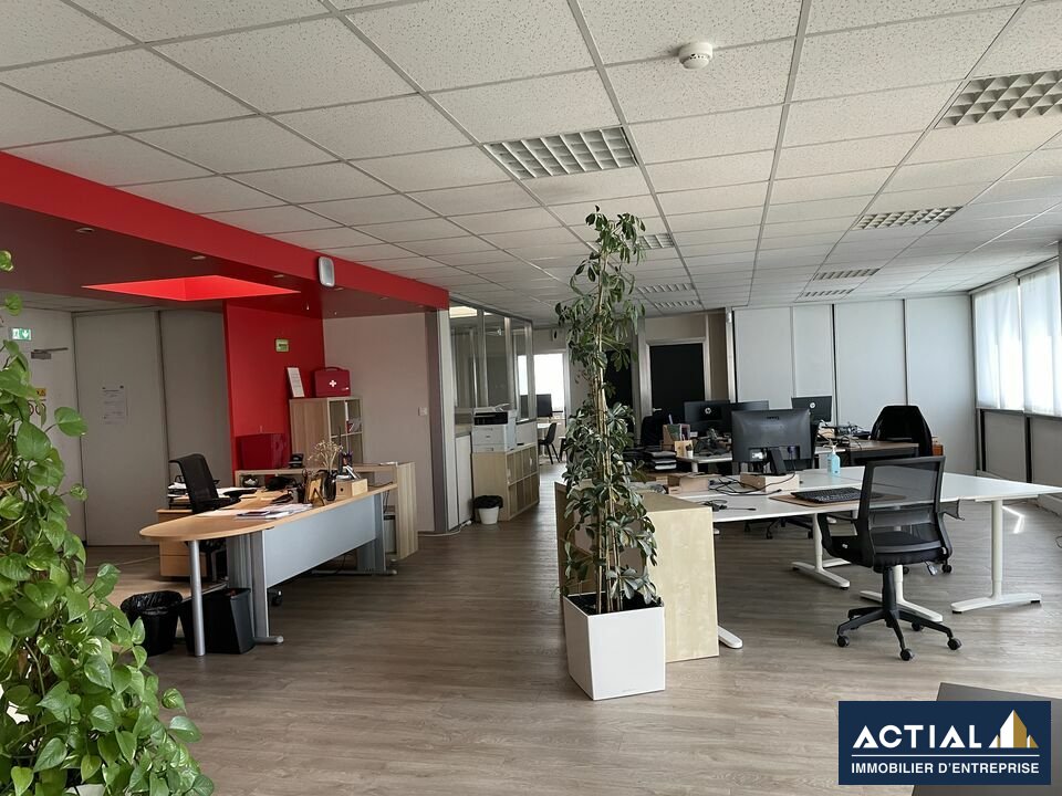 Location-Bureau-495m²-SAINT HERBLAIN-photo-4