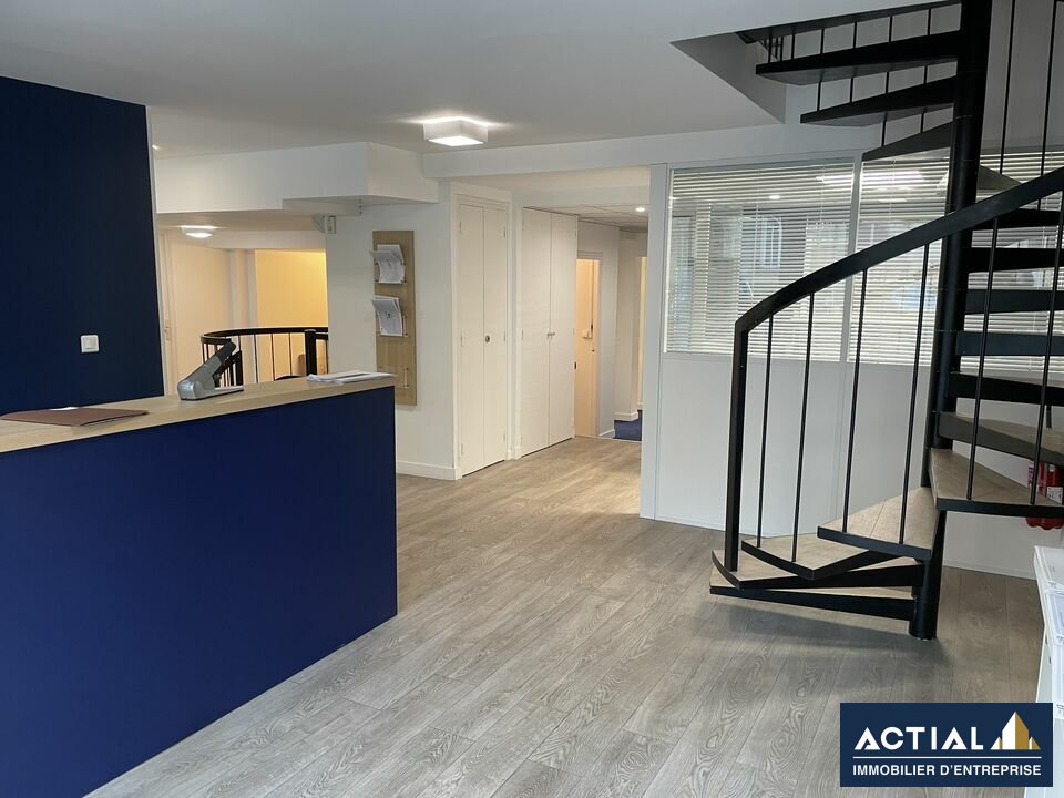 Location-Bureau-422m²-NANTES-photo-11