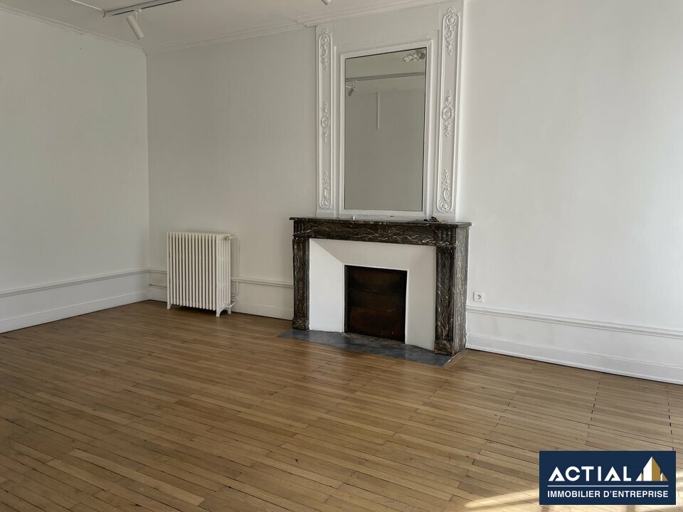 Location-Bureau-75m²-NANTES-photo-4