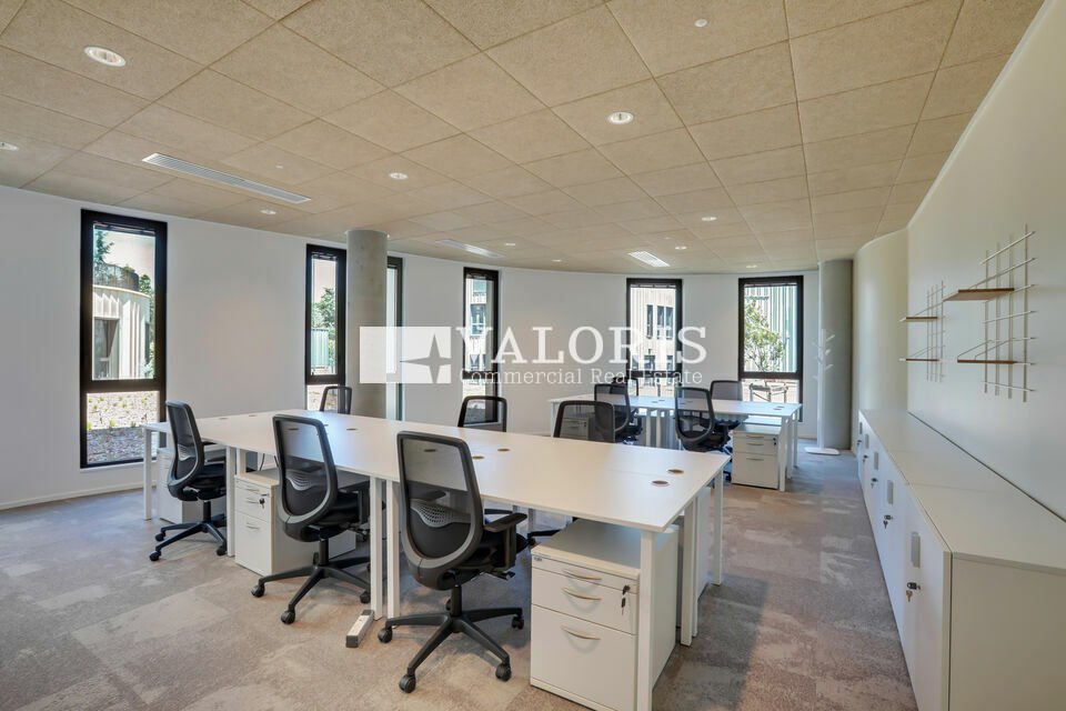 A louer Bureaux 1292.7m² Limonest