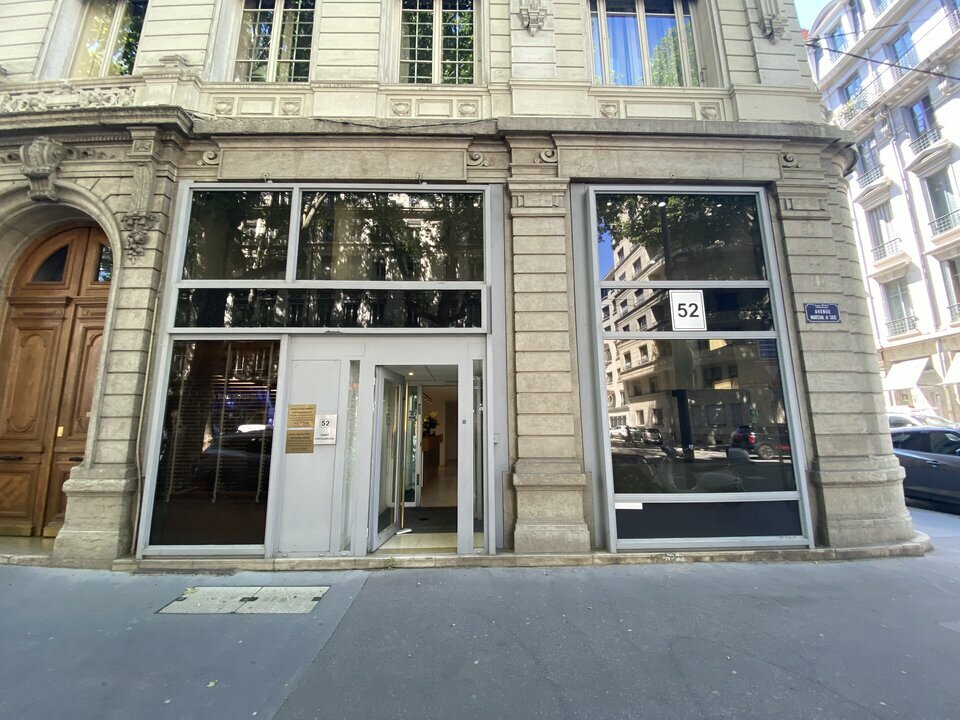 A vendre Local commercial  274.89m² Lyon 06