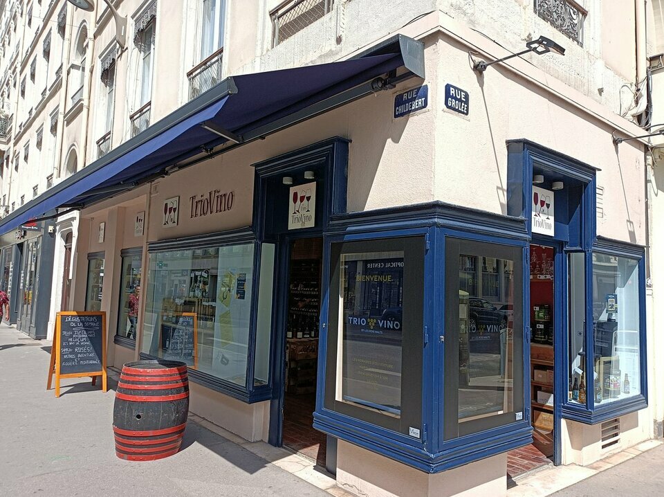 A louer Local commercial  64.43m² Lyon 02