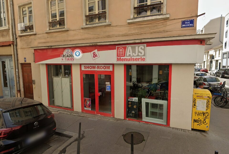 A louer Local commercial  75m² Lyon 06