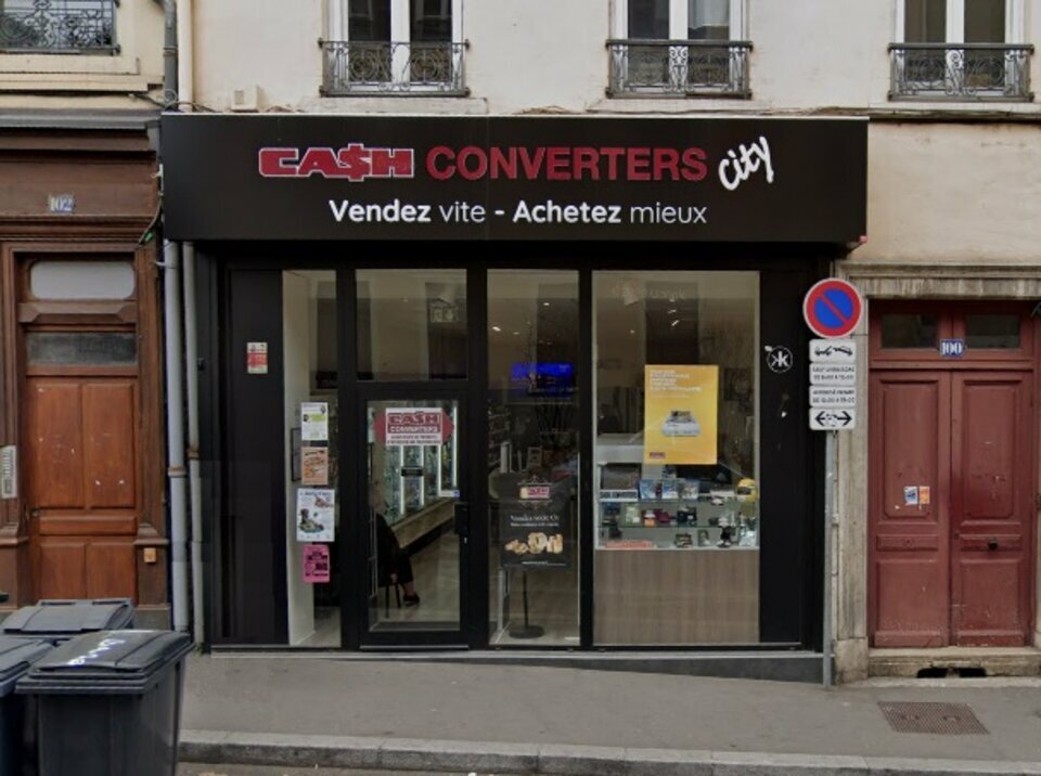 A louer Local commercial  217m² Oullins