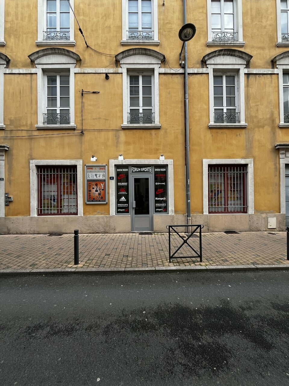 A vendre Local commercial  60m² Arnas