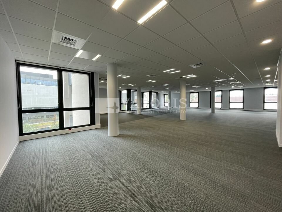 A louer Bureaux 2502m² Villeurbanne