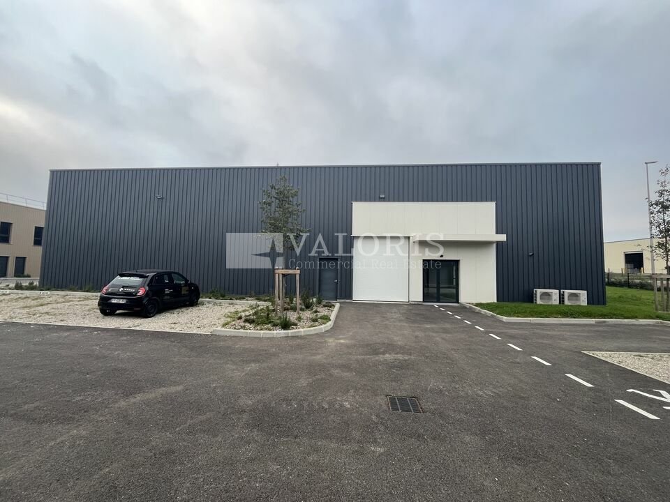 A louer Locaux d'activité 480m² Genay