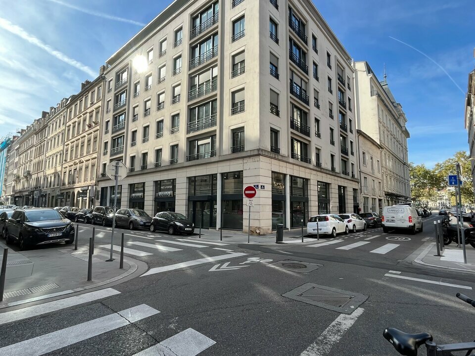 A vendre Local commercial  190m² Lyon 06