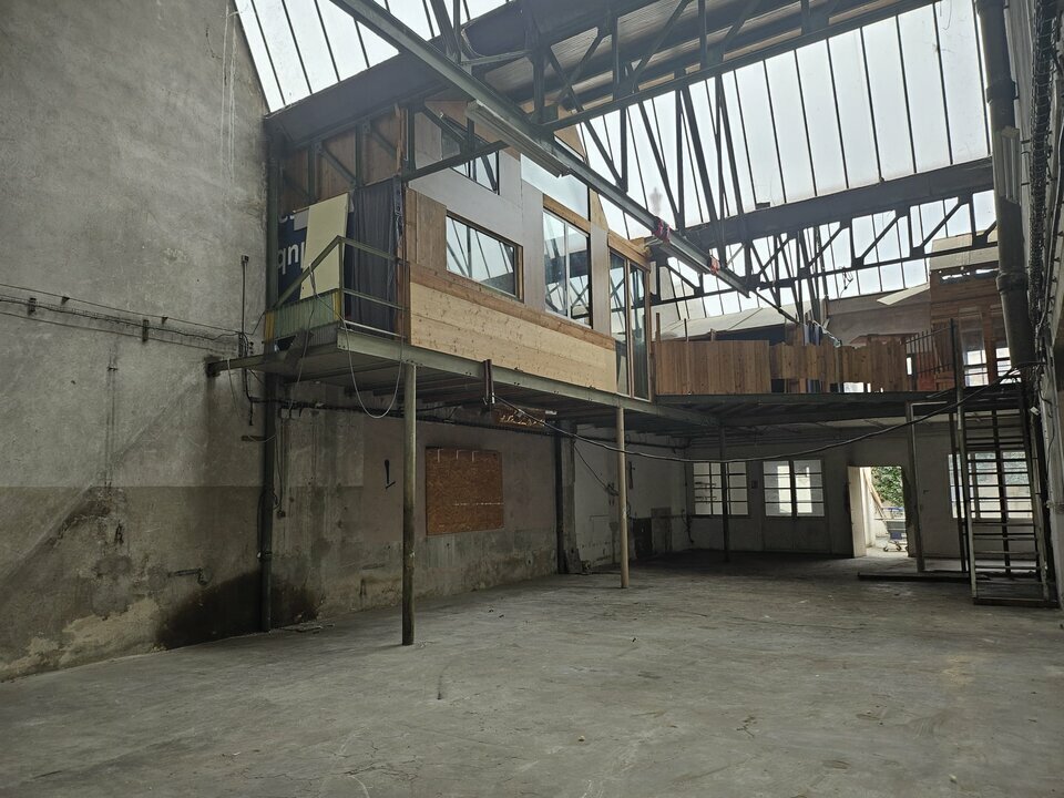 A vendre Locaux d'activité 365m² Marseille 03