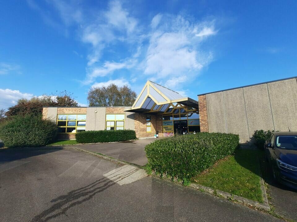 A vendre Bureaux 1860m² Mont-Saint-Aignan