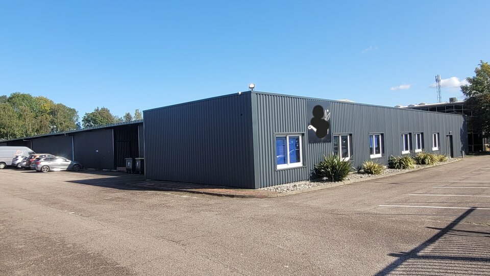 A louer Locaux d'activité 1067m² Maromme