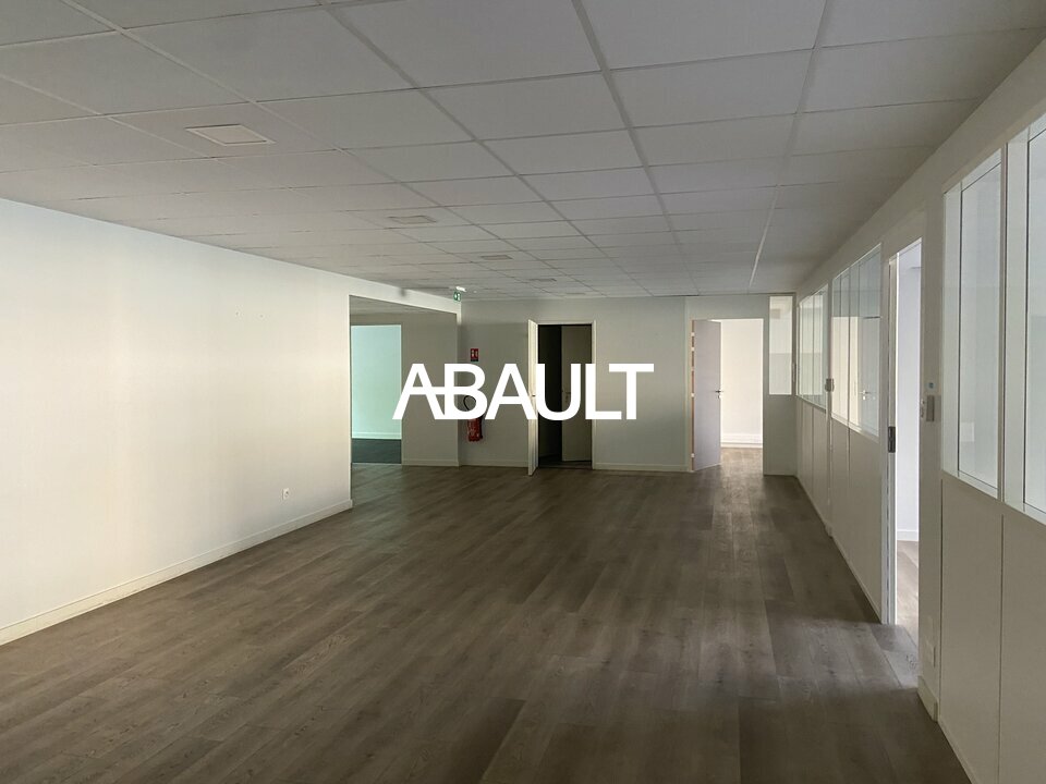 A LOUER BUREAUX 212 M² ENVIRON TOULOUSE HYPERCENTRE 