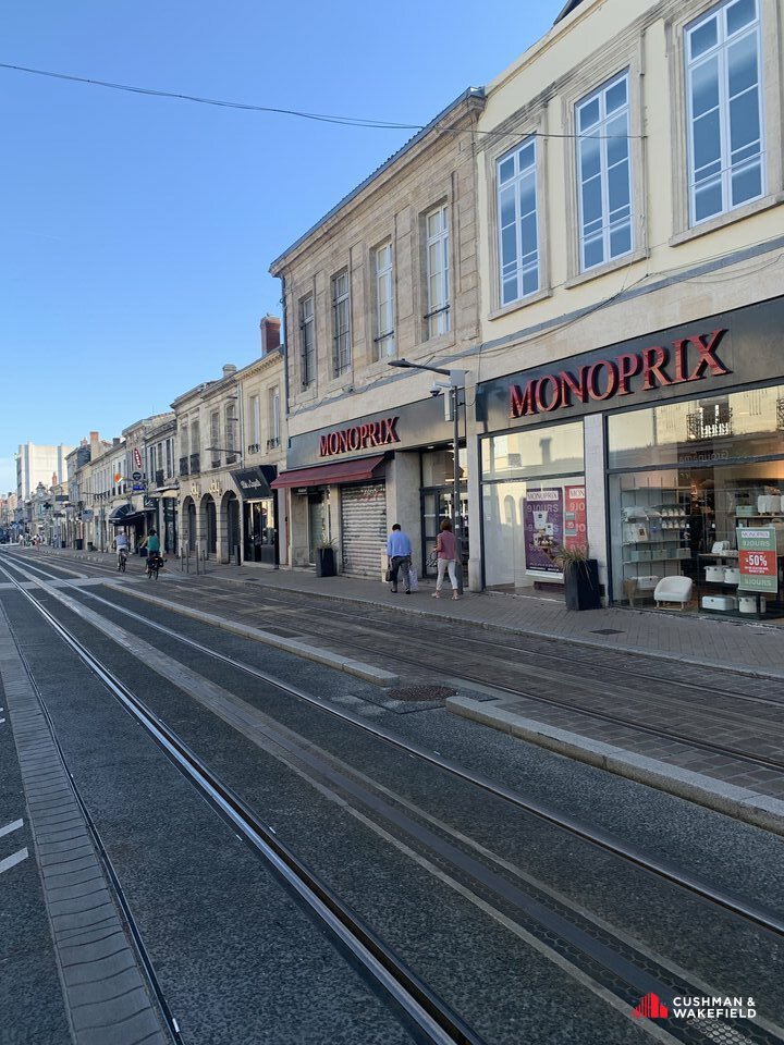 IMMEUBLE DE BUREAUX À VENDRE - LE BOUSCAT