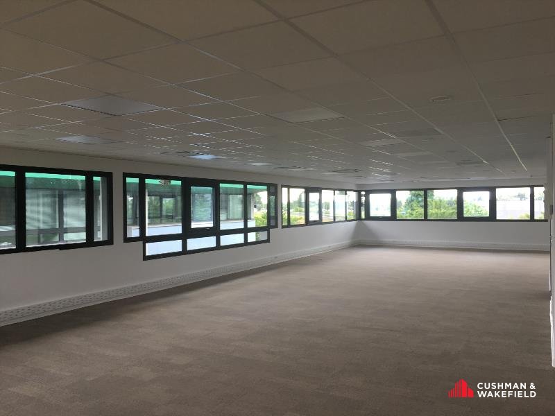 A louer Bureaux 117m² Canéjan