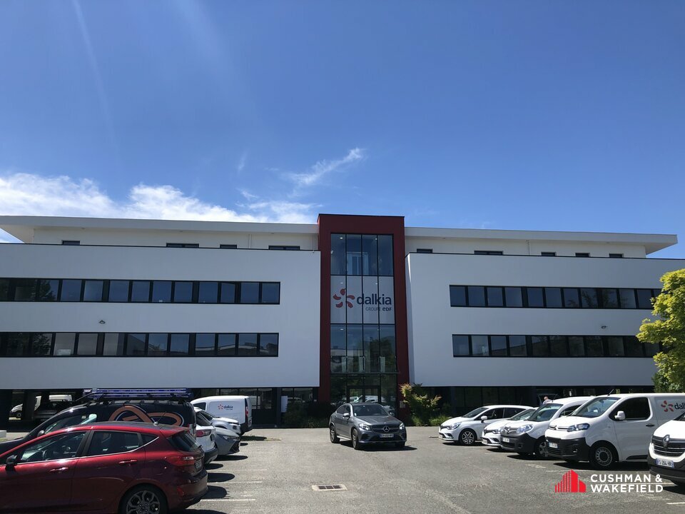 A louer Bureaux 1000m² Mérignac