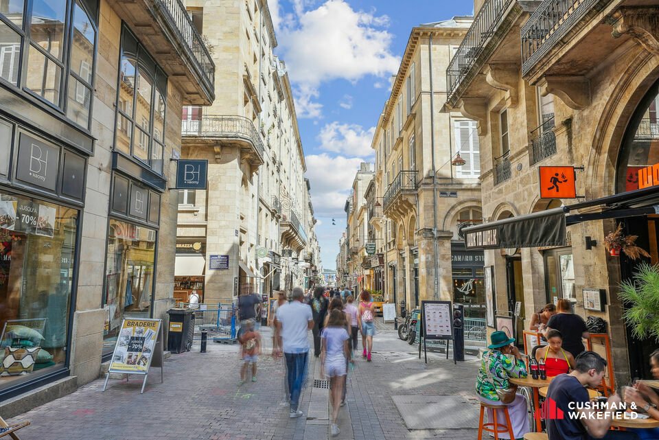 FONDS DE COMMERCE À CEDER, RUE SAINT REMI