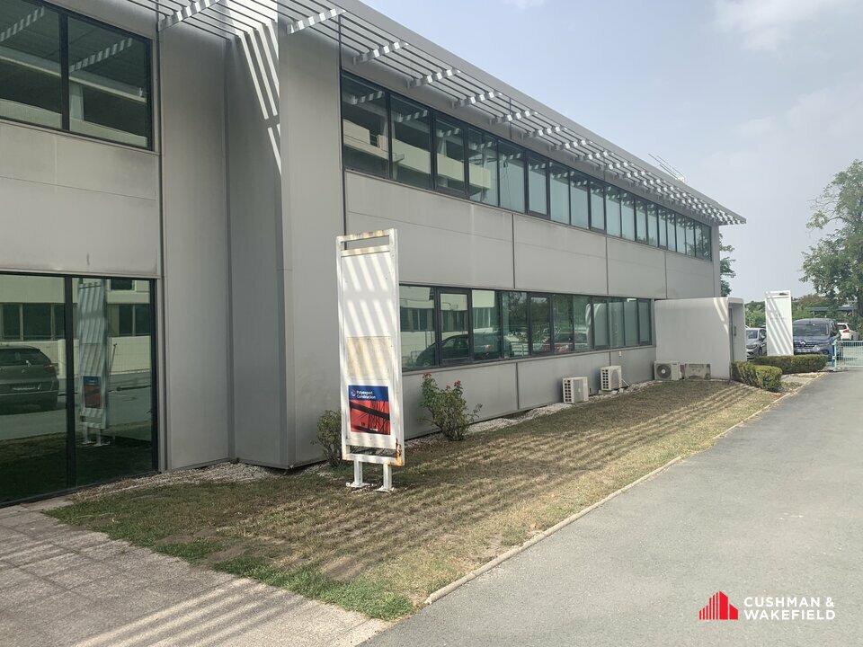 A louer Bureaux 480m² Mérignac