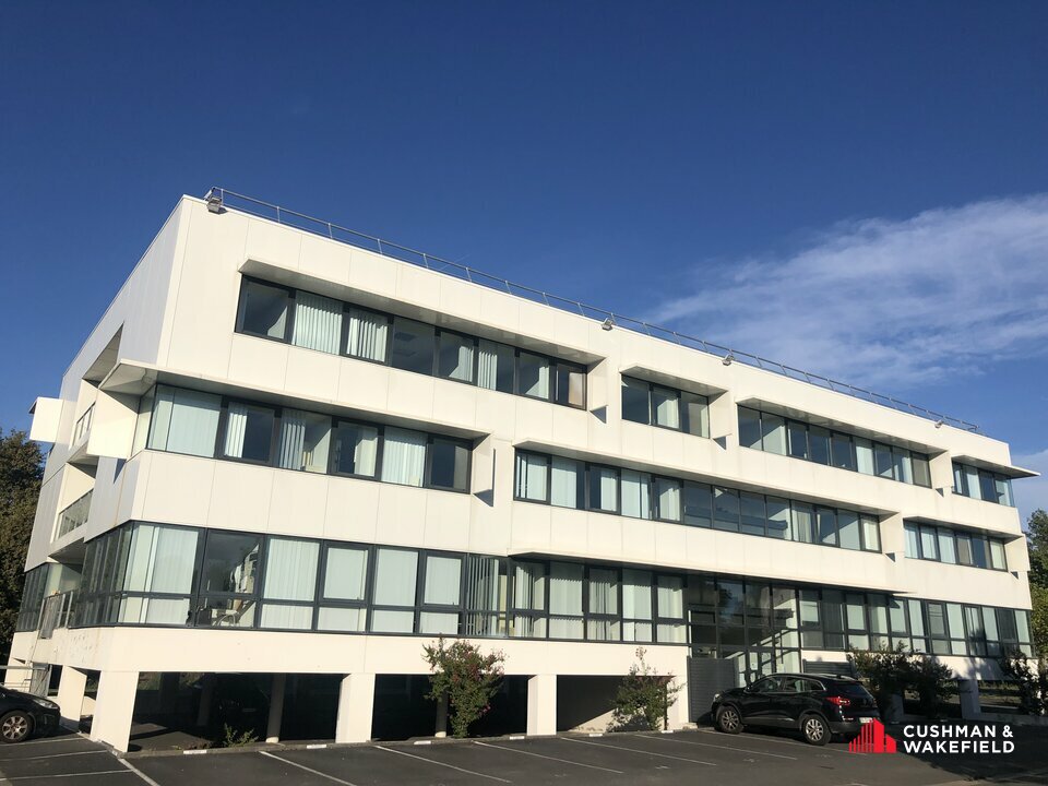 A louer Bureaux 1824.5m² Mérignac