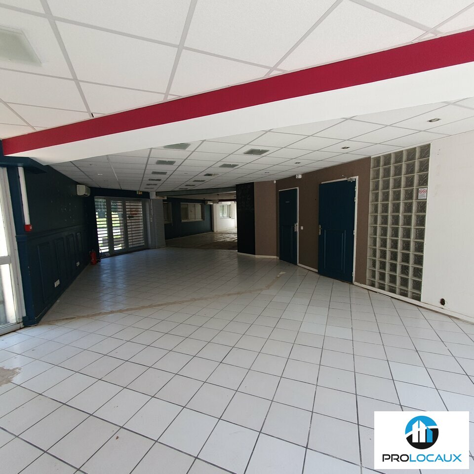 A vendre Locaux d'activité 845m² Meylan