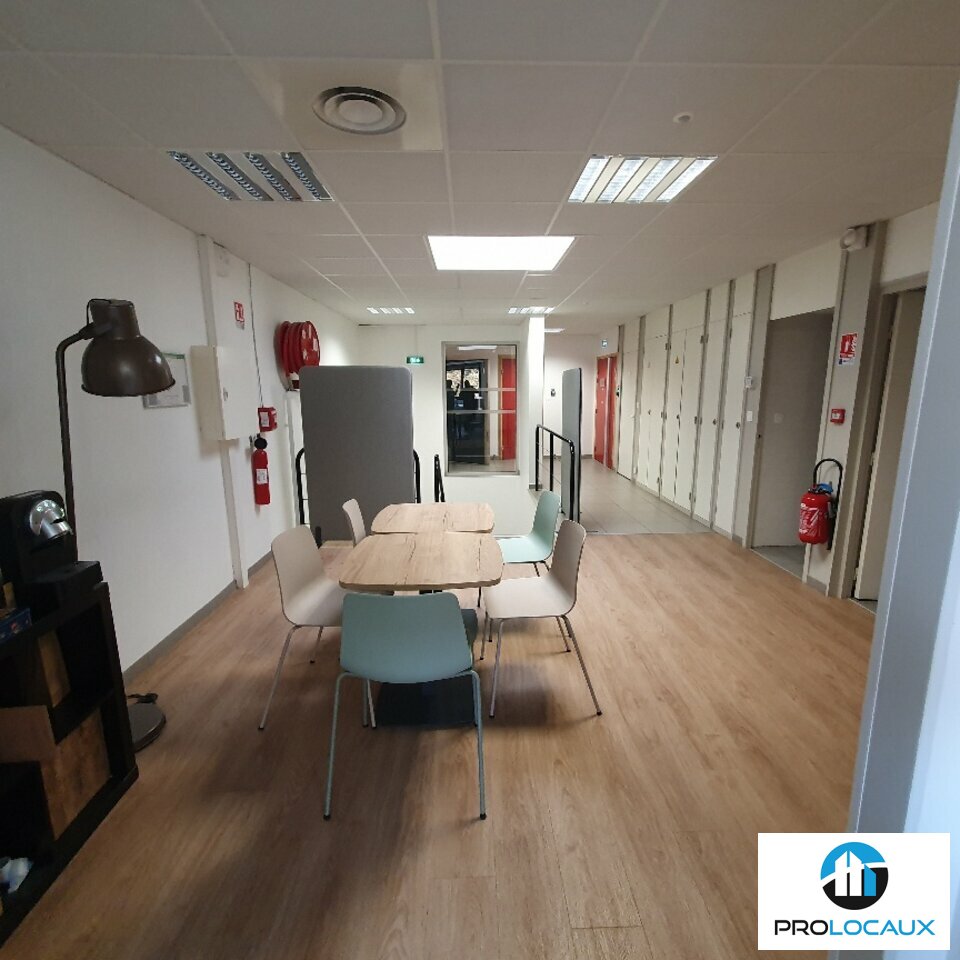 A louer Bureaux 187m² Meylan