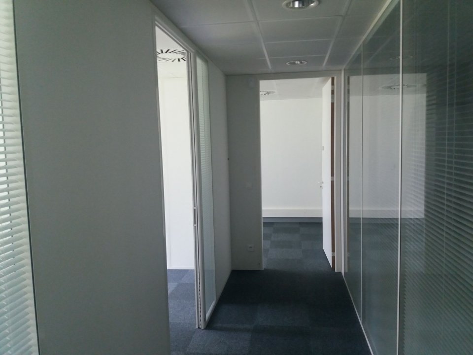 A louer Bureaux 119m² Eybens