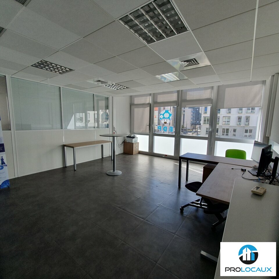 A louer Bureaux 118.1m² Grenoble