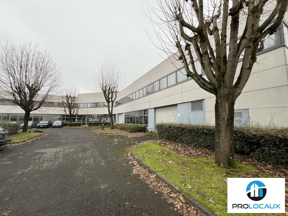 A louer Bureaux 270m² Roissy-en-France