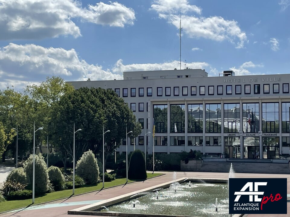 LOCAL COMMERCIAL – BUREAUX à VENDRE