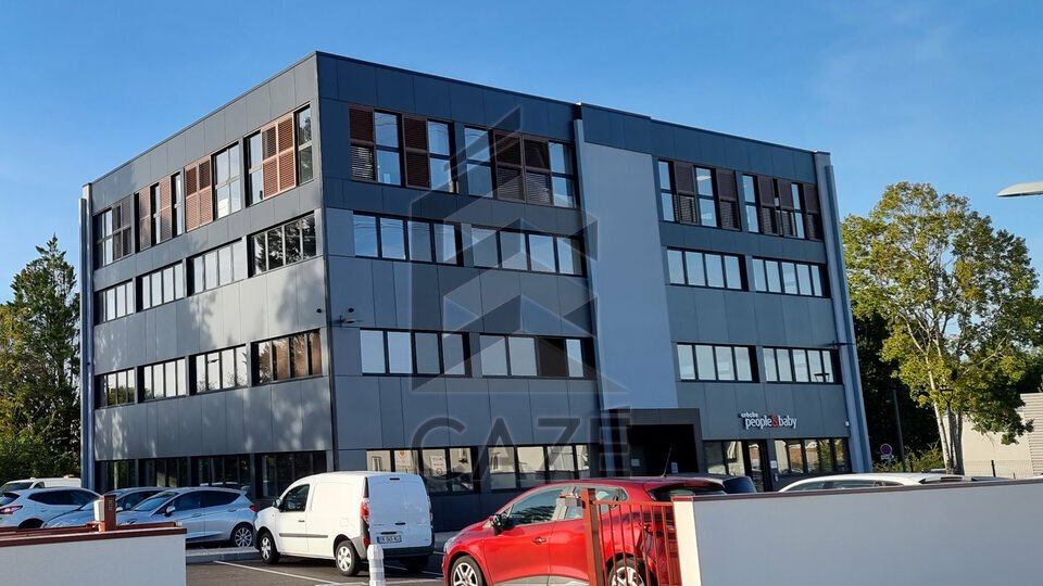 BUREAUX A VENDRE - PROXIMITE ROCADE - BORDEAUX RIVE DROITE