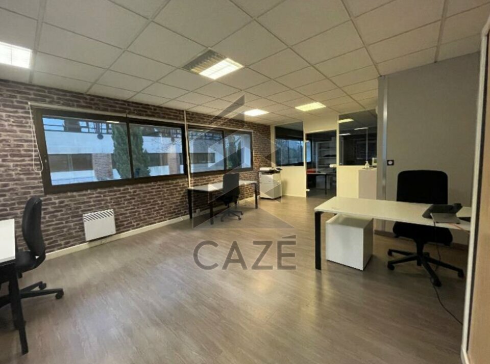 BUREAUX A LOUER GRADIGNAN 120 M²