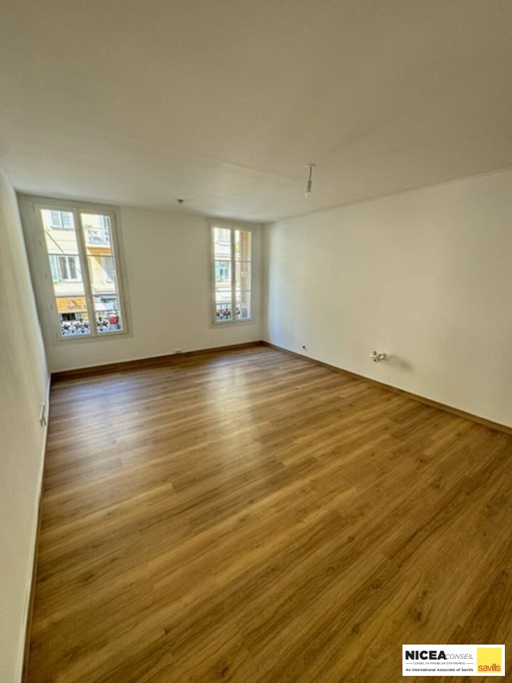 A louer Bureaux 86m² Nice