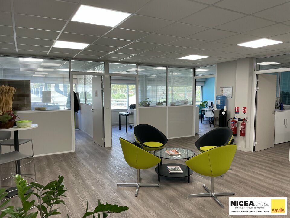 Bureaux situés à NICE LA PLAINE, en plein coeur de NICE MÉRIDIA.