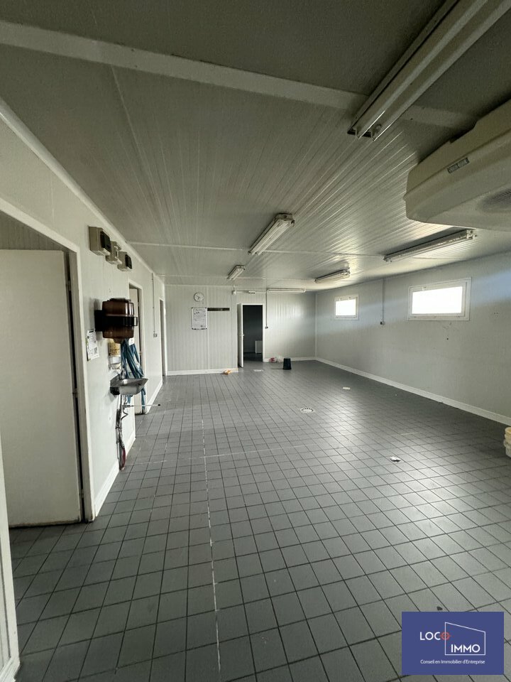 A vendre Local commercial  186m² Bassens