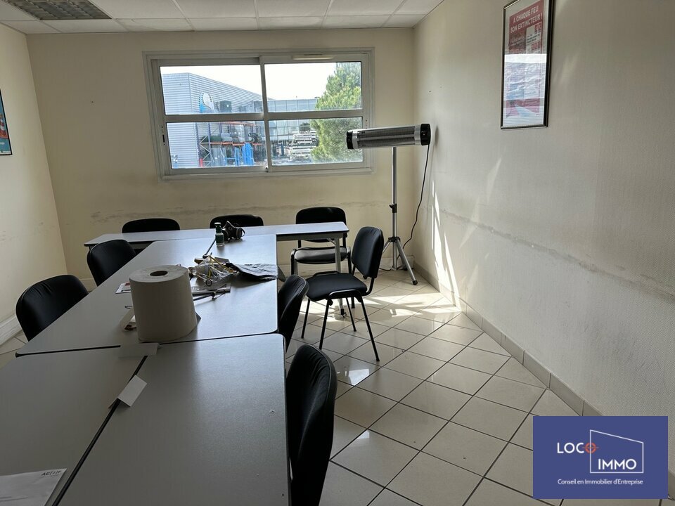 A louer Locaux d'activité 430m² Eysines