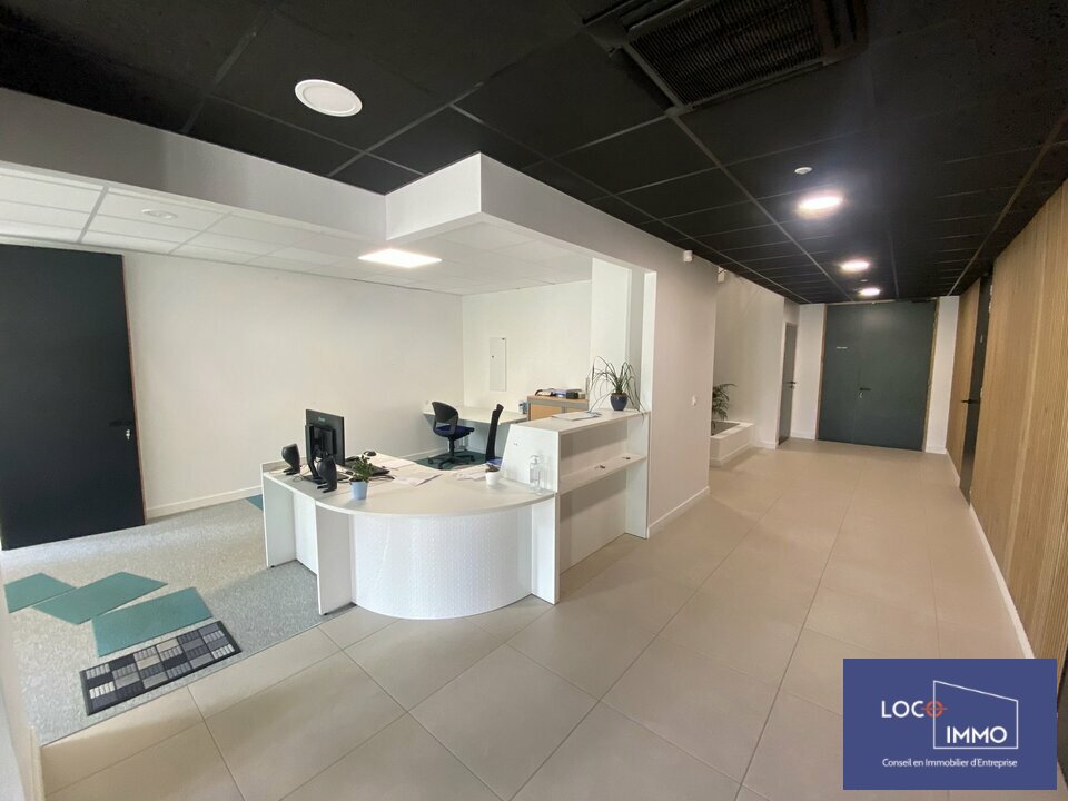 A louer Bureaux 1180m² Pessac