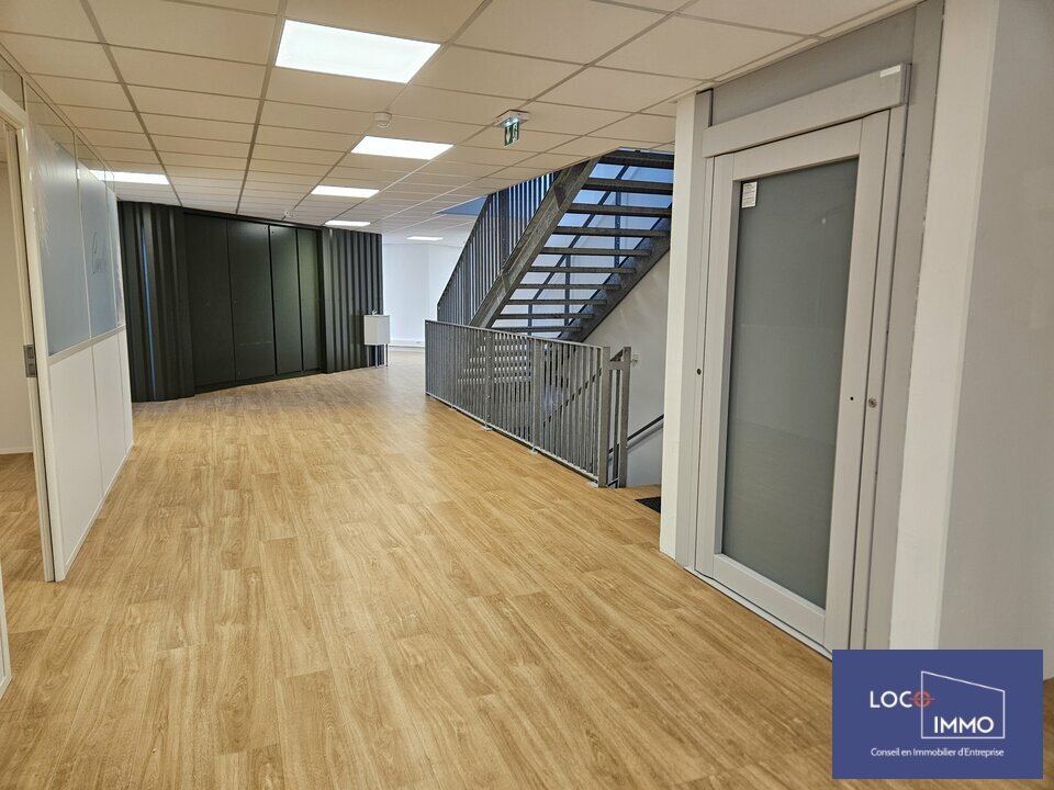 A louer Bureaux 310m² Eysines