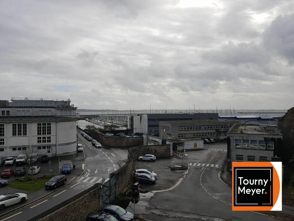 Visuel 1 de l'annonce : A LOUER - BREST, PORT DE COMMERCE - PLATEAU DE BUREAUX DE 152 M²