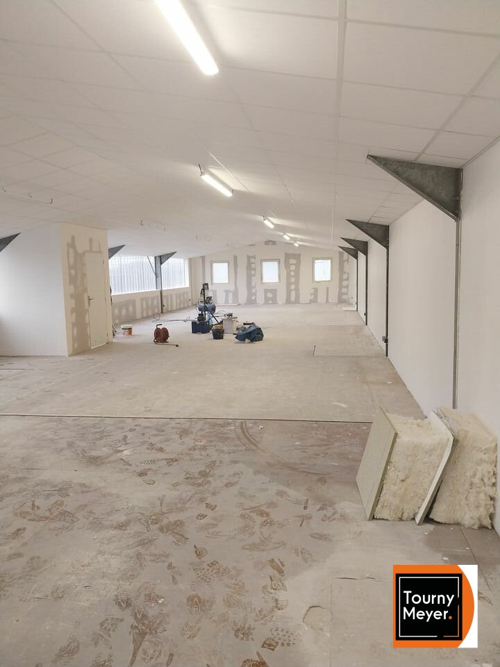 Visuel 2 de l'annonce : A LOUER - BREST ZONE PORTUAIRE - BUREAUX DE 200 M2