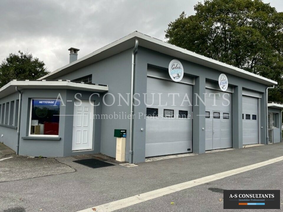 A louer Local commercial  130m² Faverges-Seythenex