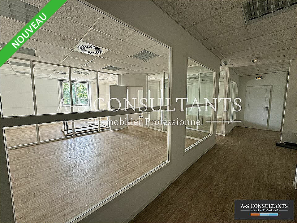 A louer Bureaux 114m² Caissargues