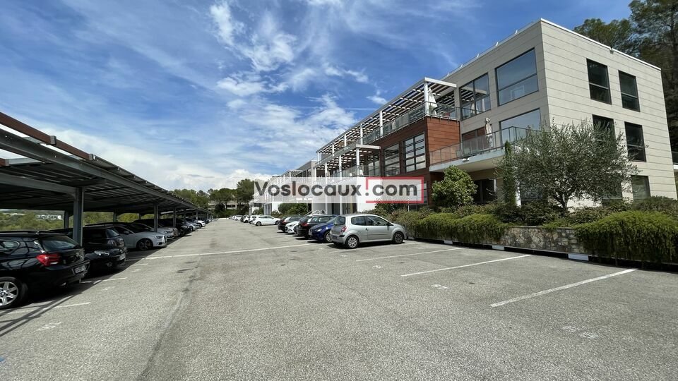 A louer Bureaux 385m² Valbonne