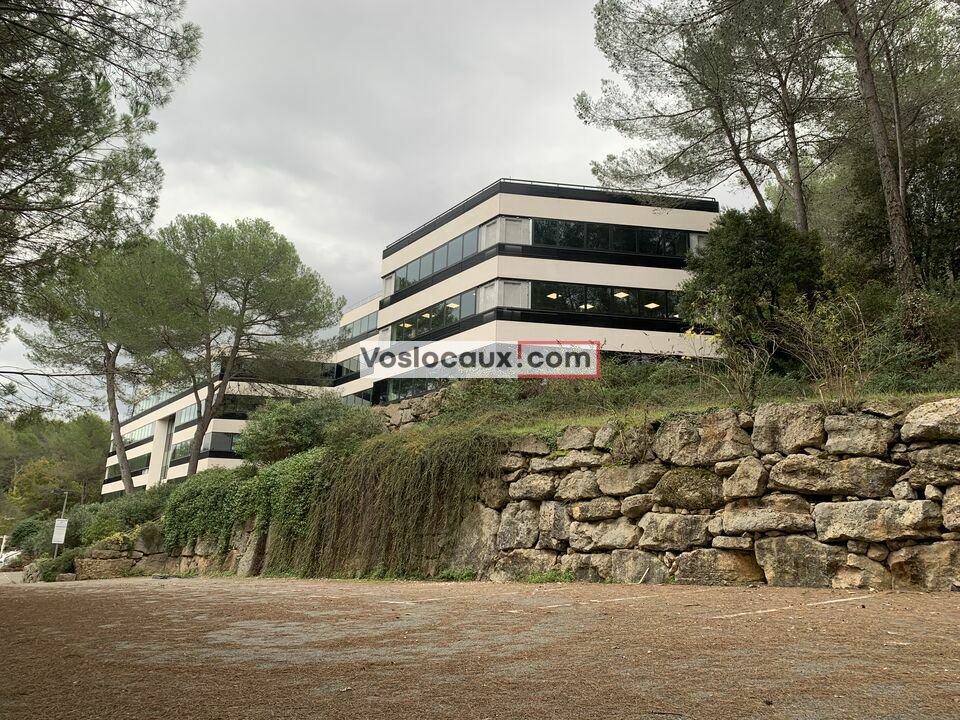 A louer Bureaux 1487.81m² Valbonne