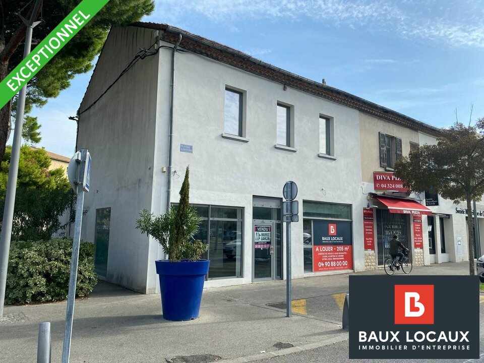 A vendre Local commercial  205m² Sorgues