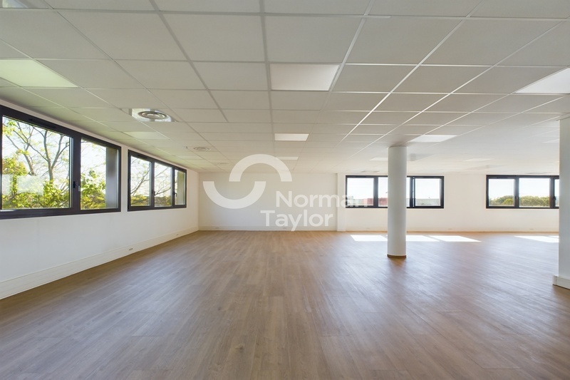 A louer Bureaux 375m² Montpellier