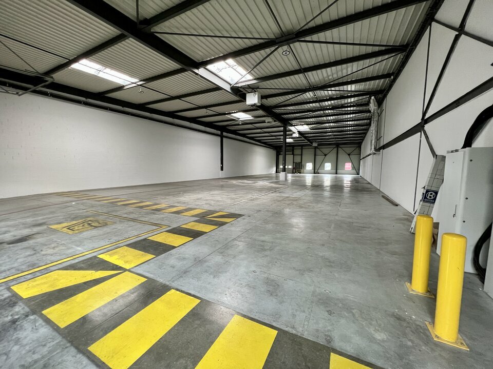 A louer Locaux d'activité 1627m² La Courneuve