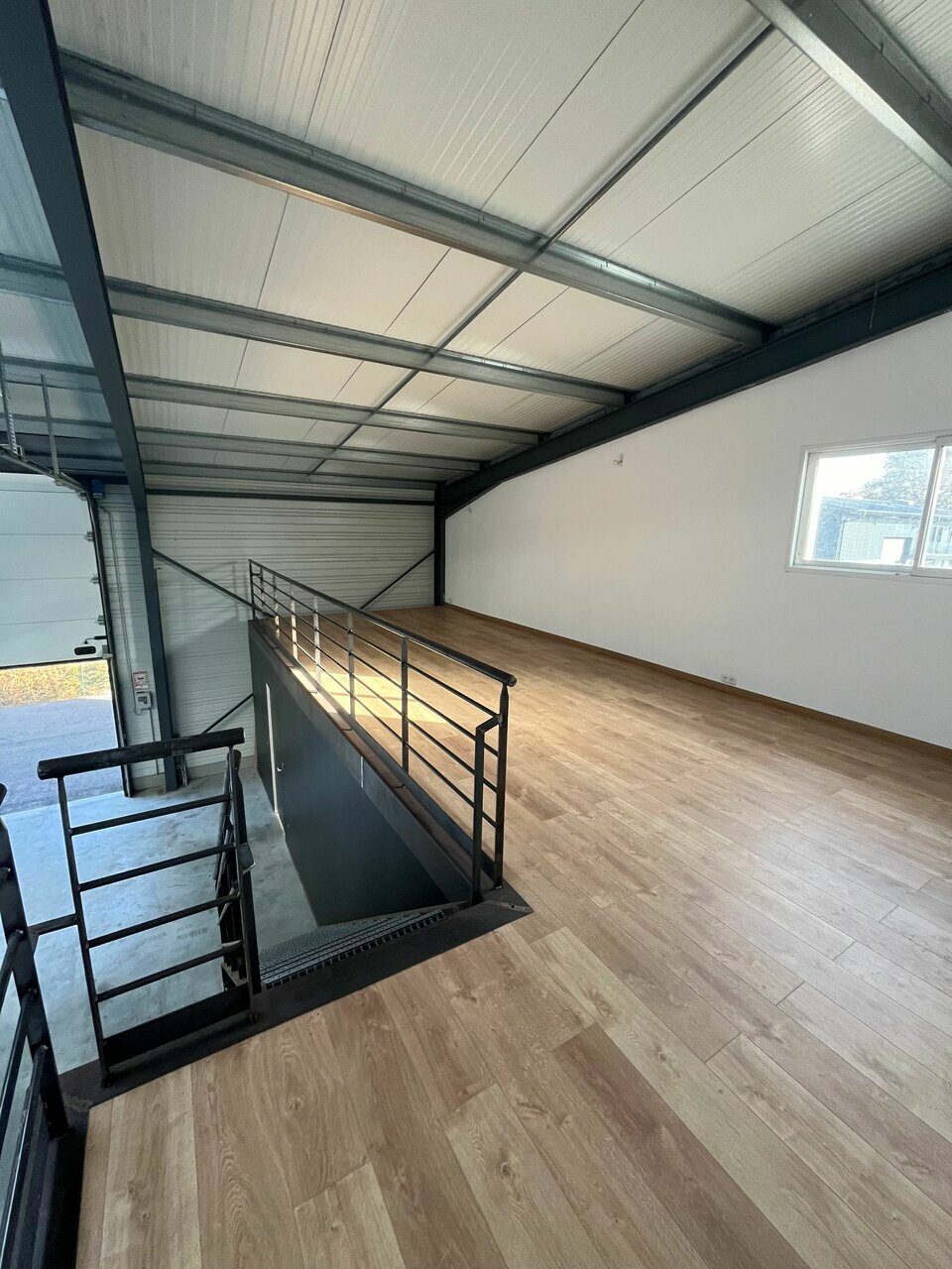 Local d'activité à louer - 165.0 m2 - 40 - Landes