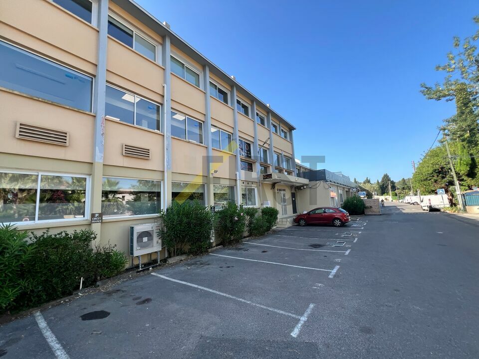 BUREAUX À LOUER À BIOT