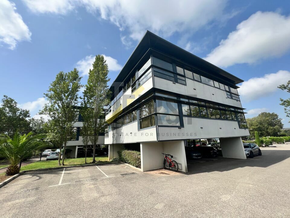 BUREAUX À LOUER