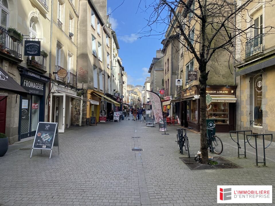 BAIL A CEDER CELLULE COMMERCIAL 42m² RUE VASSELOT RENNES CENTRE VILLE