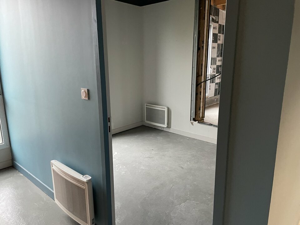 Visuel 3 de l'annonce : A LOUER - BUREAUX - GUIPAVAS